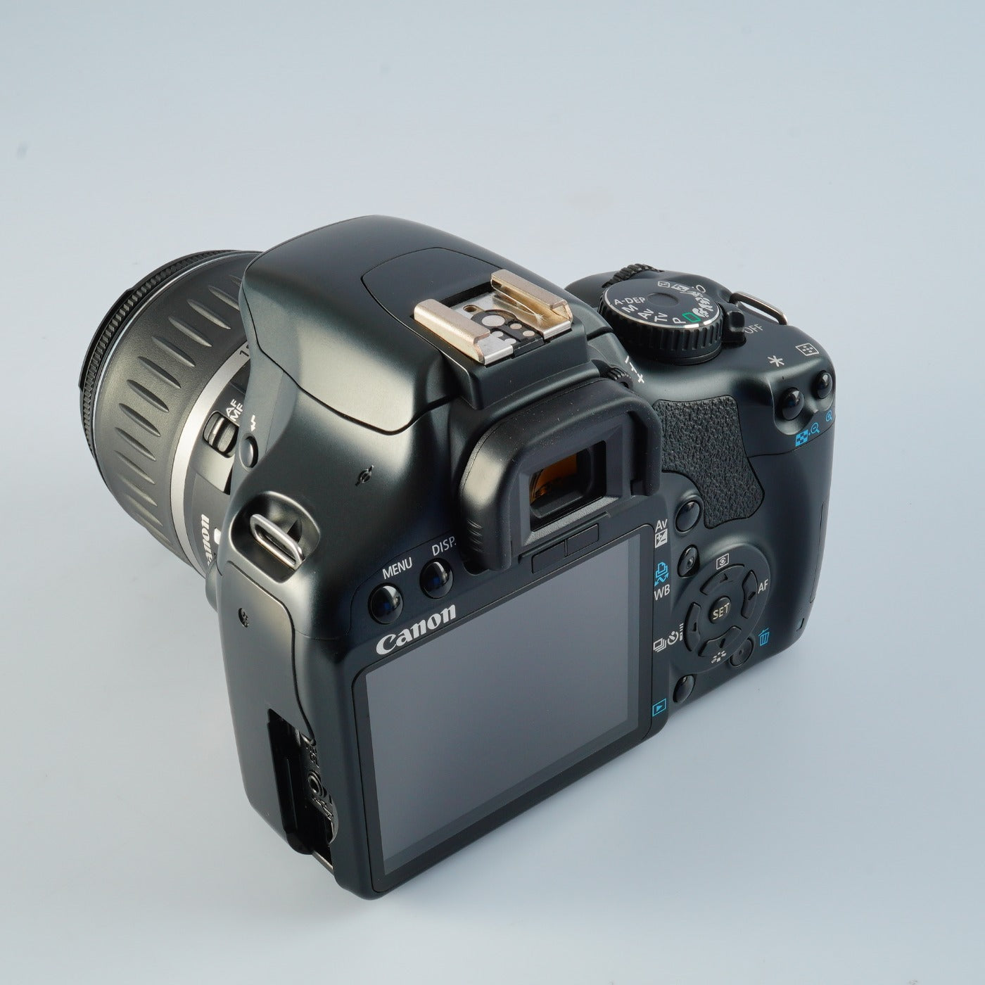 Canon EOS Kiss X2 ( Rebel XSi ) + EF-S 18-55mm F3.5-5.6 USM + SD 4GB デジタル一眼レフカメラ