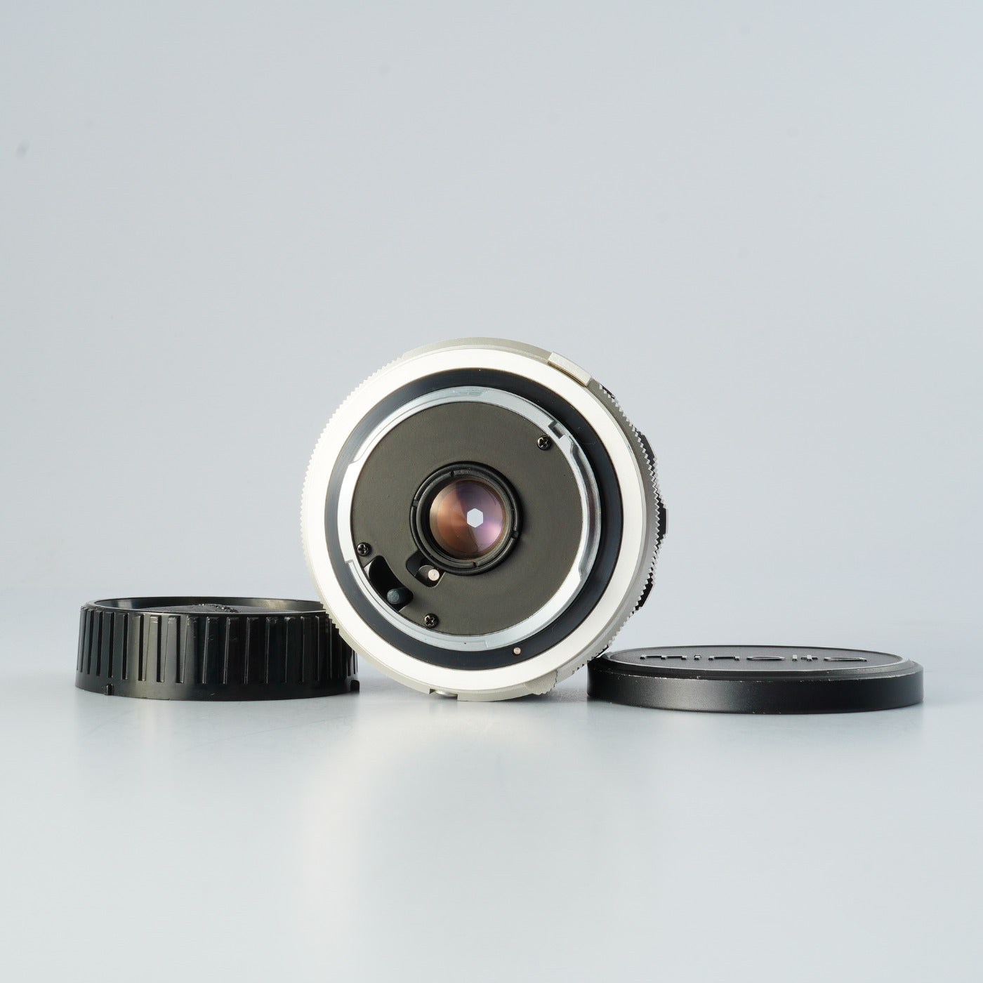 MINOLTA MC W.ROKKOR-SG 28mm F/3.5 prime lens
