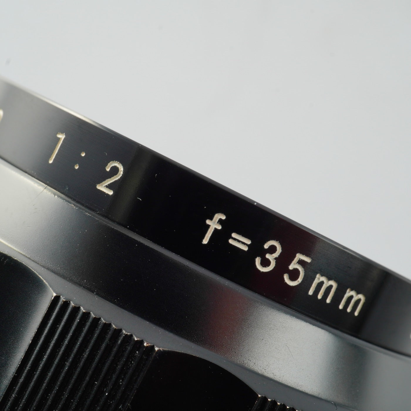 Nikon 非Ai Nikkor-O 35mm F/2 単焦点レンズ