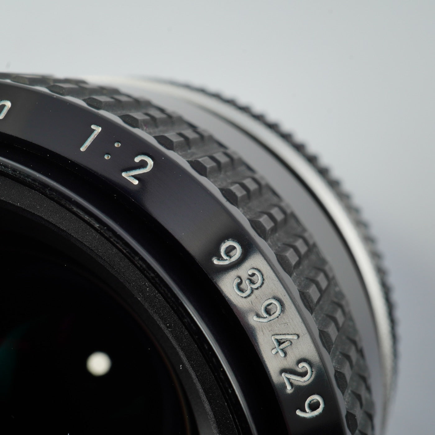 Nikon Ai Nikkor 35mm F/2 単焦点レンズ