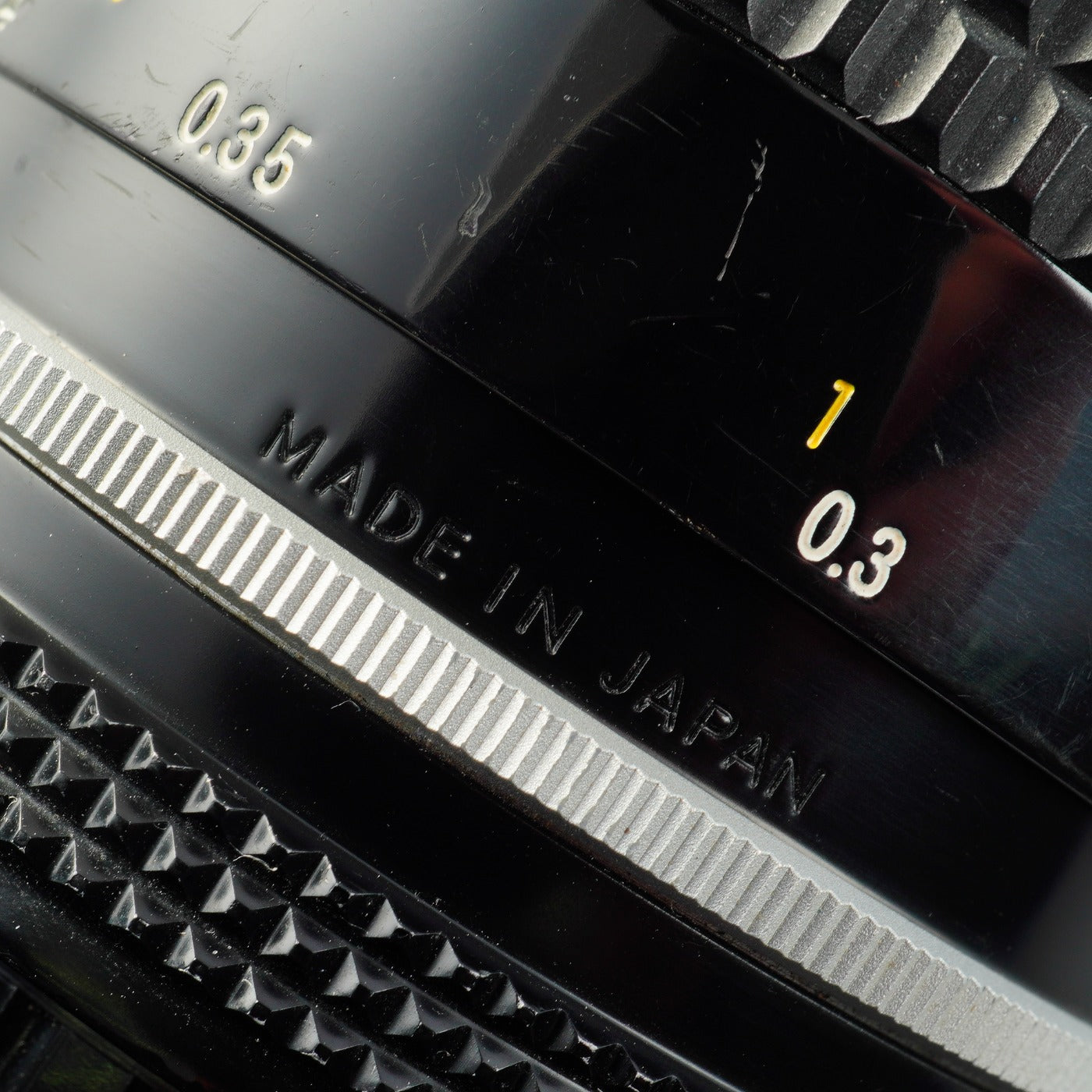 Nikon Ai Nikkor 35mm F/2 単焦点レンズ