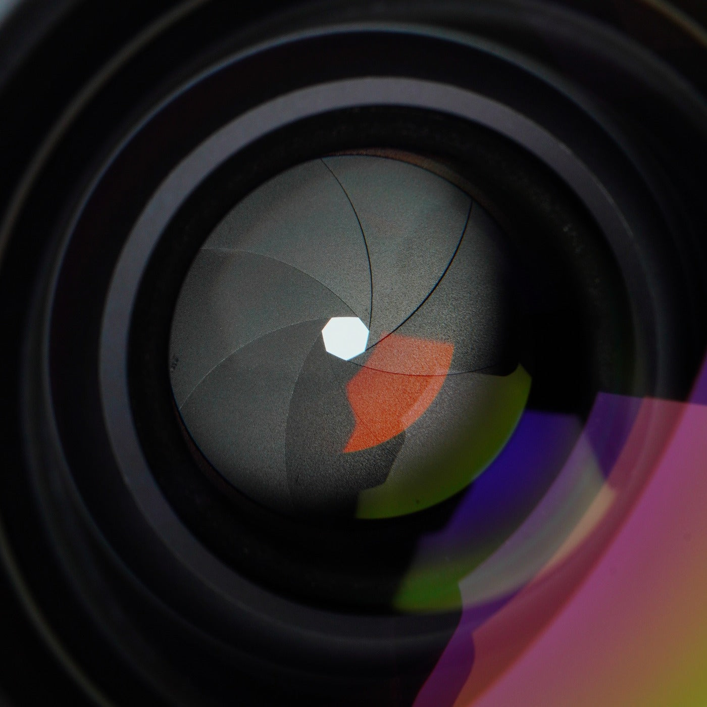 Nikon Ai Nikkor 35mm F/2 単焦点レンズ – 山田写真機店 Nikon Ai Nikkor 35mm F/2 単焦点レンズ – 山田写真機店