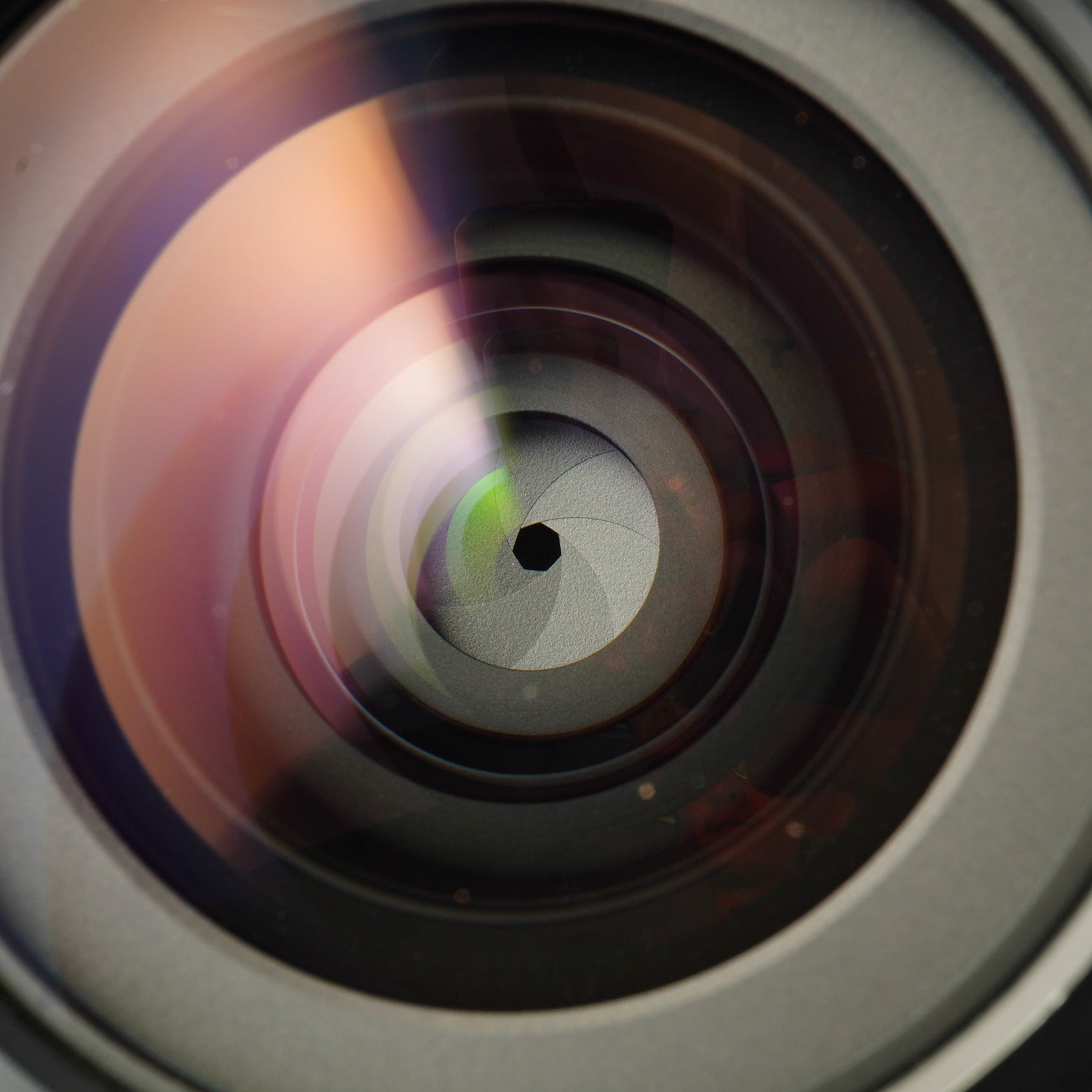 Nikon AF NIKKOR 24mm F/2.8 D 単焦点レンズ