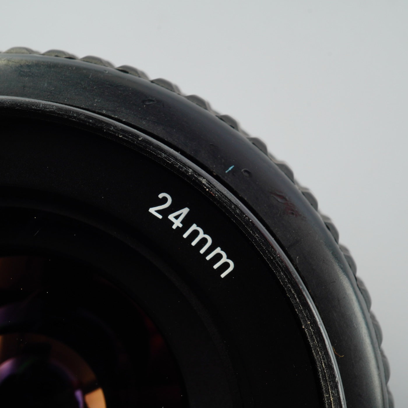 Nikon AF NIKKOR 24mm F/2.8 D 単焦点レンズ