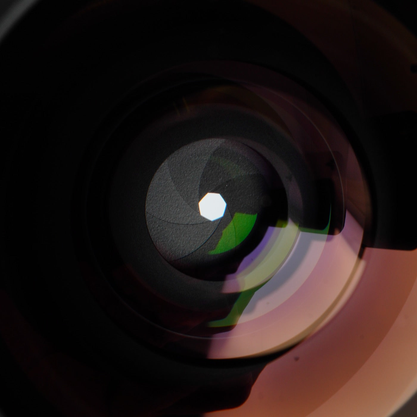 Nikon AF NIKKOR 24mm F/2.8 D 単焦点レンズ