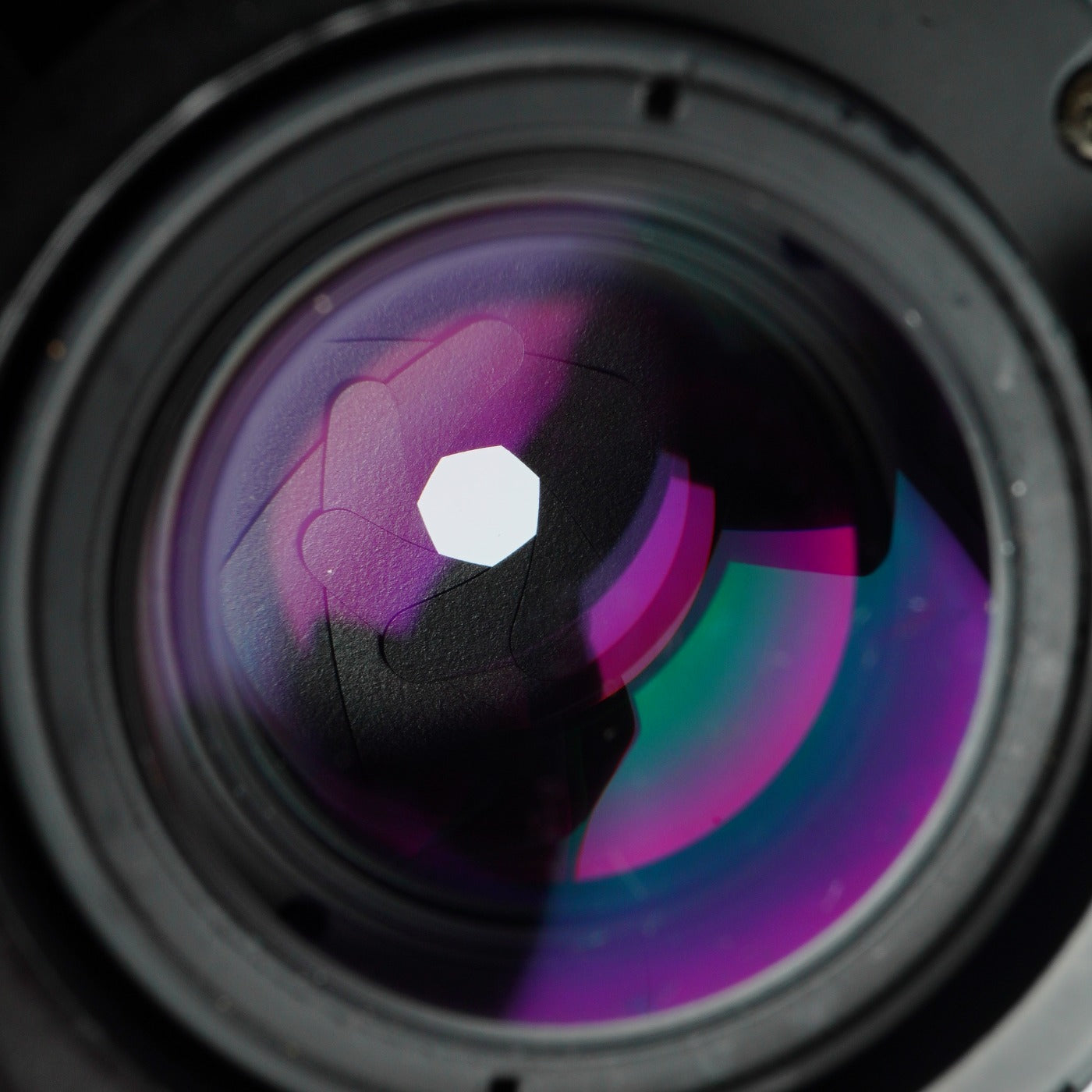 Nikon AF NIKKOR 24mm F/2.8 D 単焦点レンズ