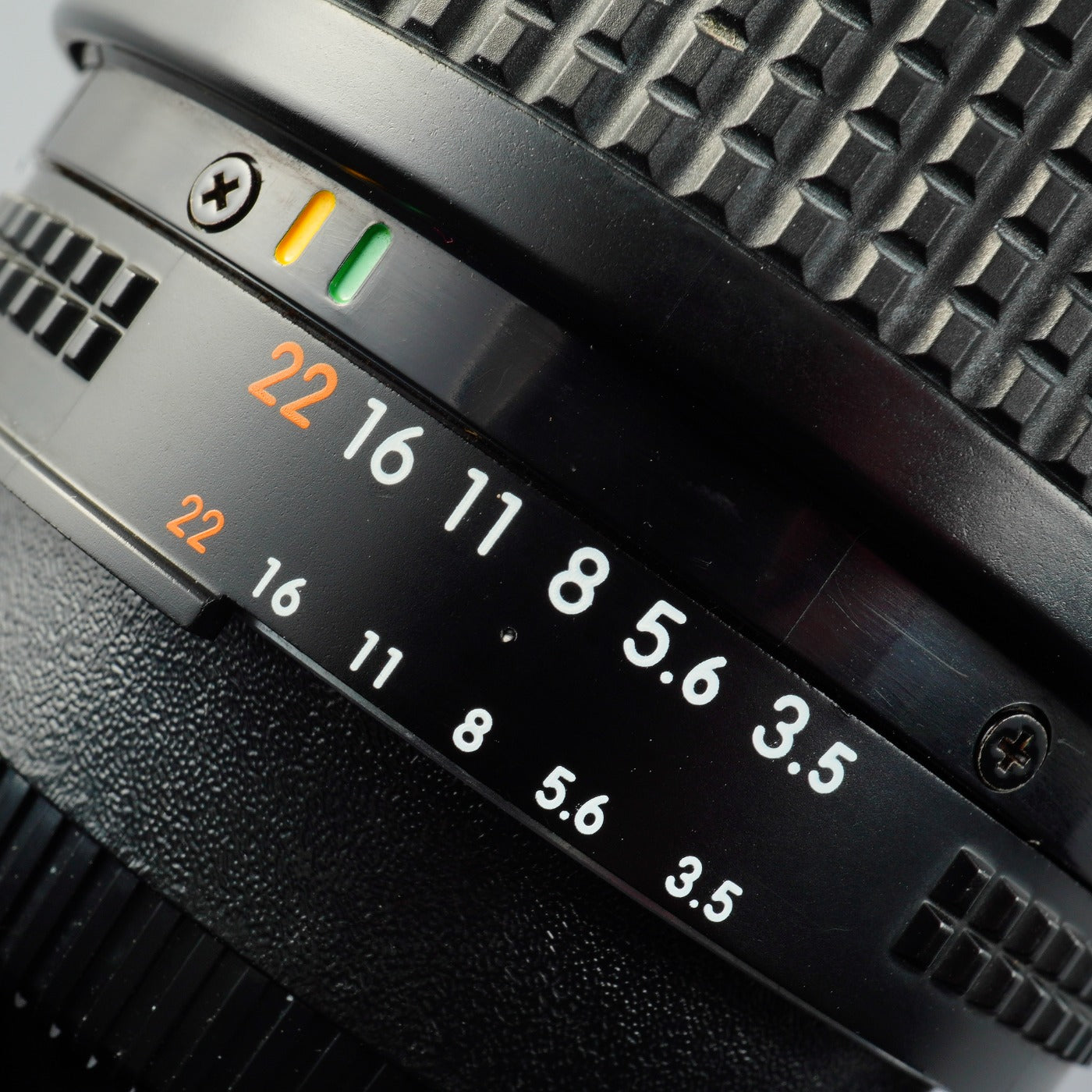 Nikon AF NIKKOR 35-105mm F/3.5-4.5 ズームレンズ