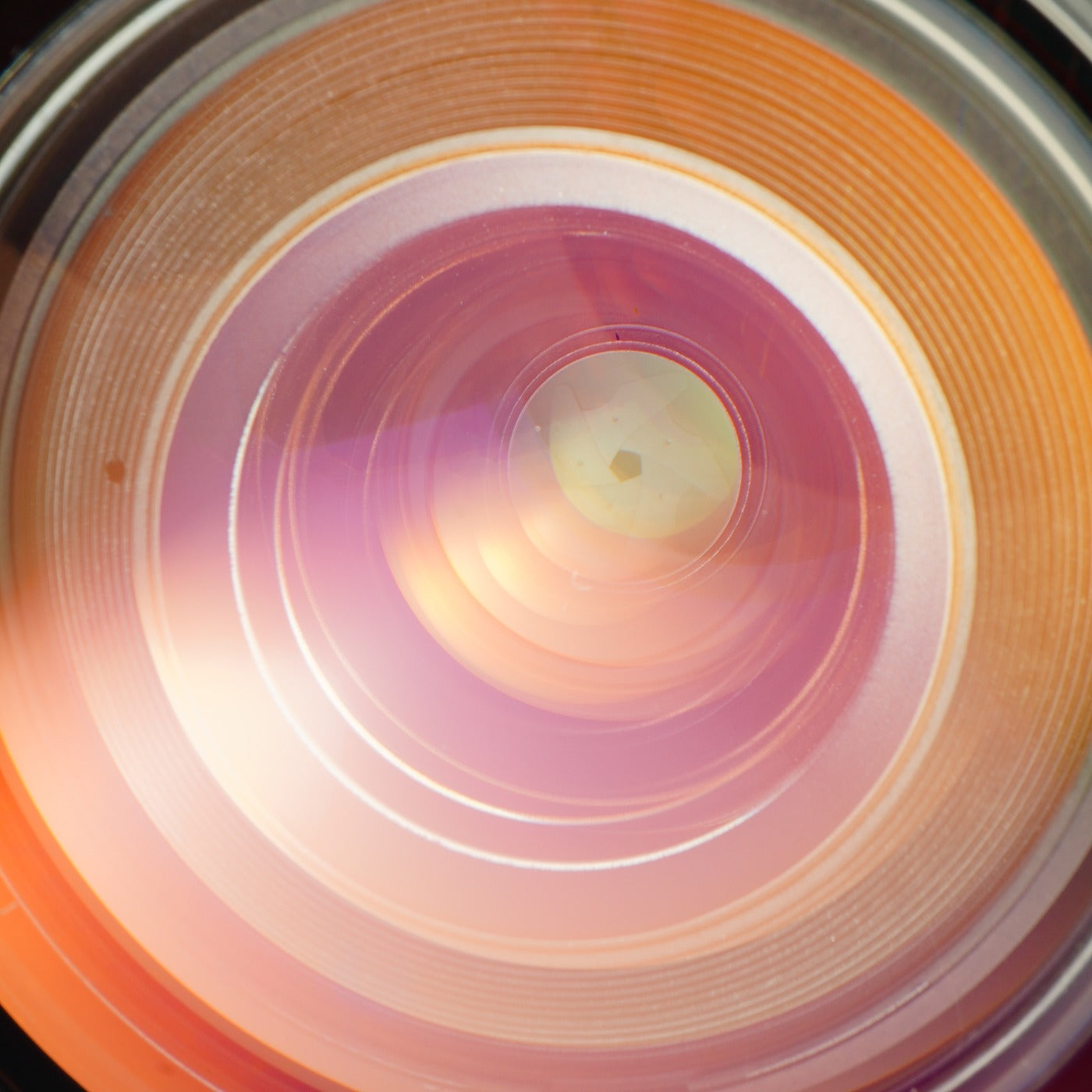 Canon New FD 35-105mm F/3.5 ズームレンズ