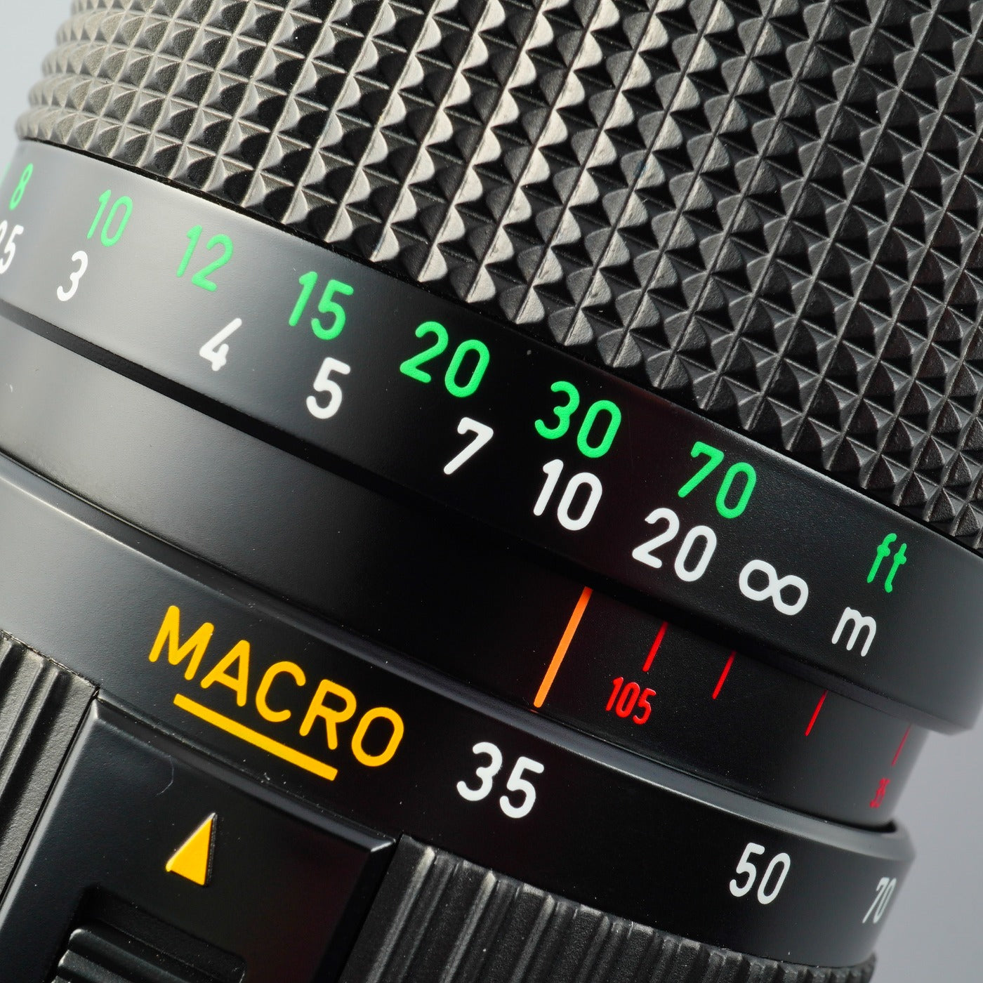 Canon New FD 35-105mm F/3.5 ズームレンズ