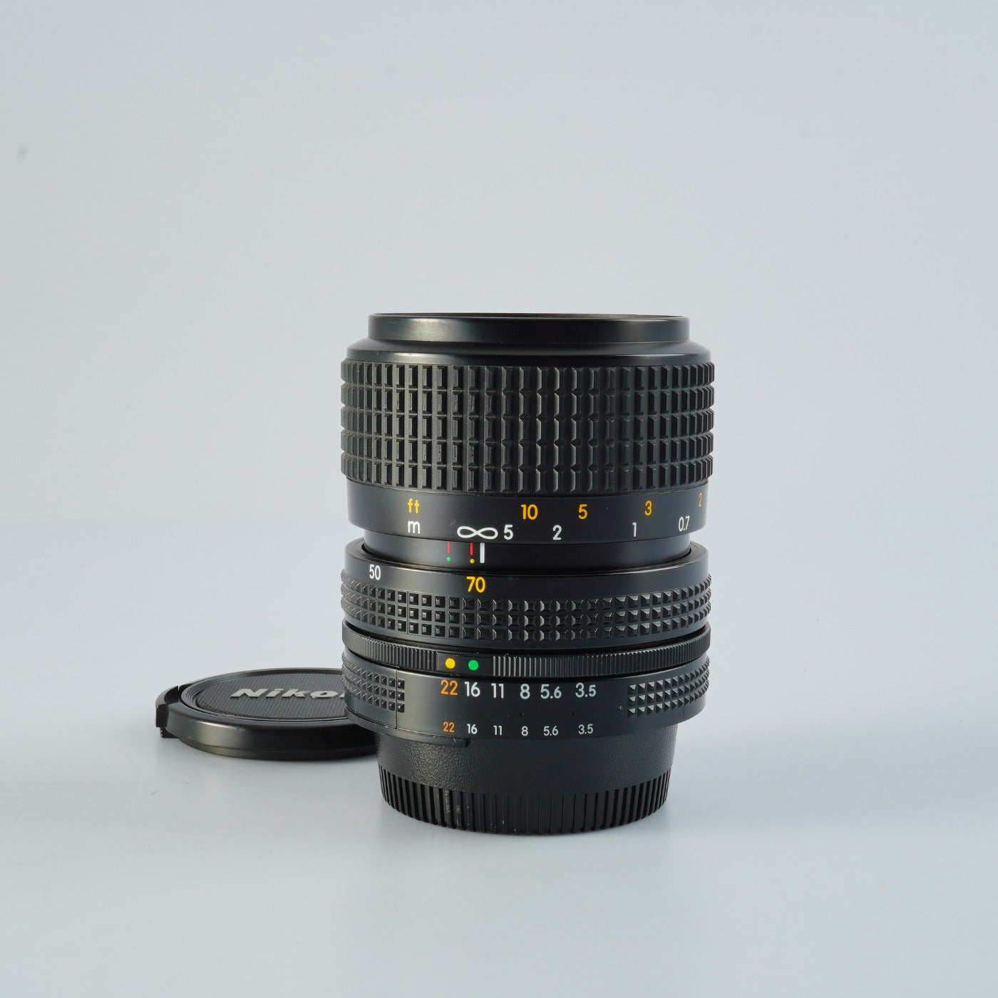 Nikon Ai-S Zoom NIKKOR 35-70mm F/3.5-4.8 ズームレンズ
