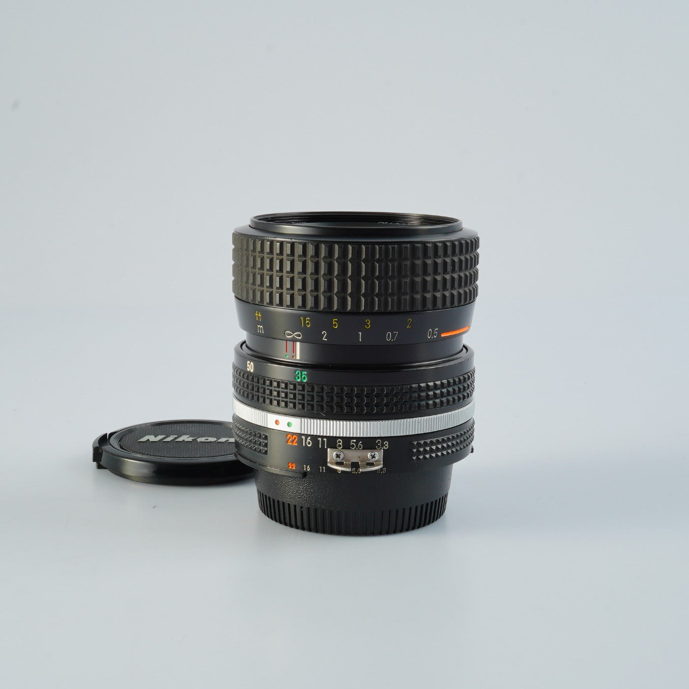 Nikon Ai-s Zoom-NIKKOR 35-70mm F/3.3-4.5 ズームレンズ