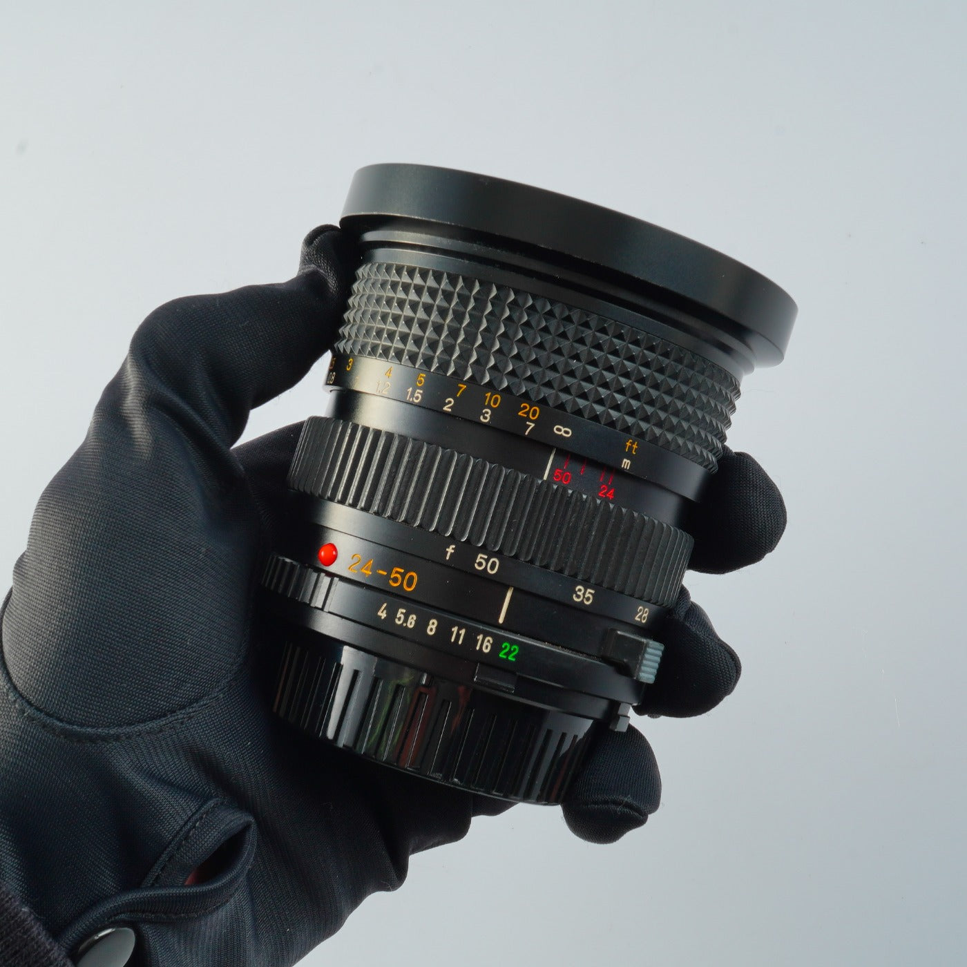 【ジャンク】 MINOLTA MD ZOOM 24-50mm F/4 ズームレンズ