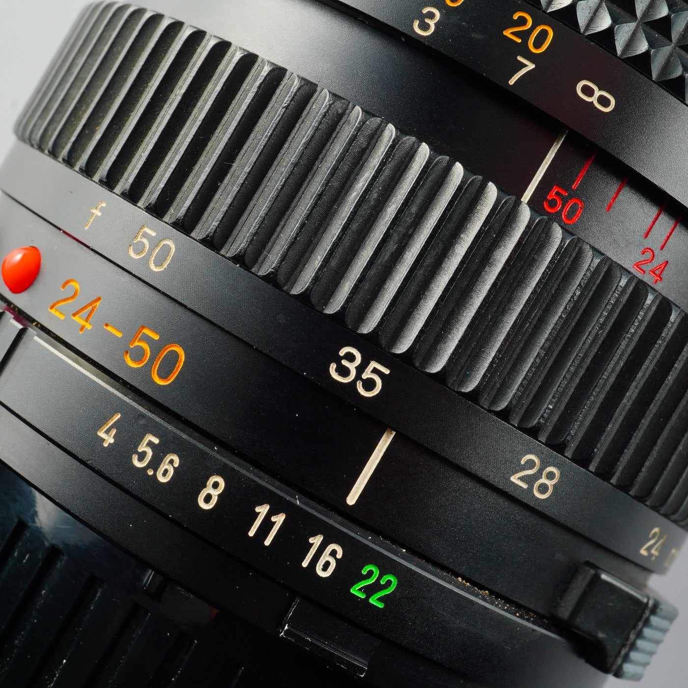 【ジャンク】 MINOLTA MD ZOOM 24-50mm F/4 ズームレンズ