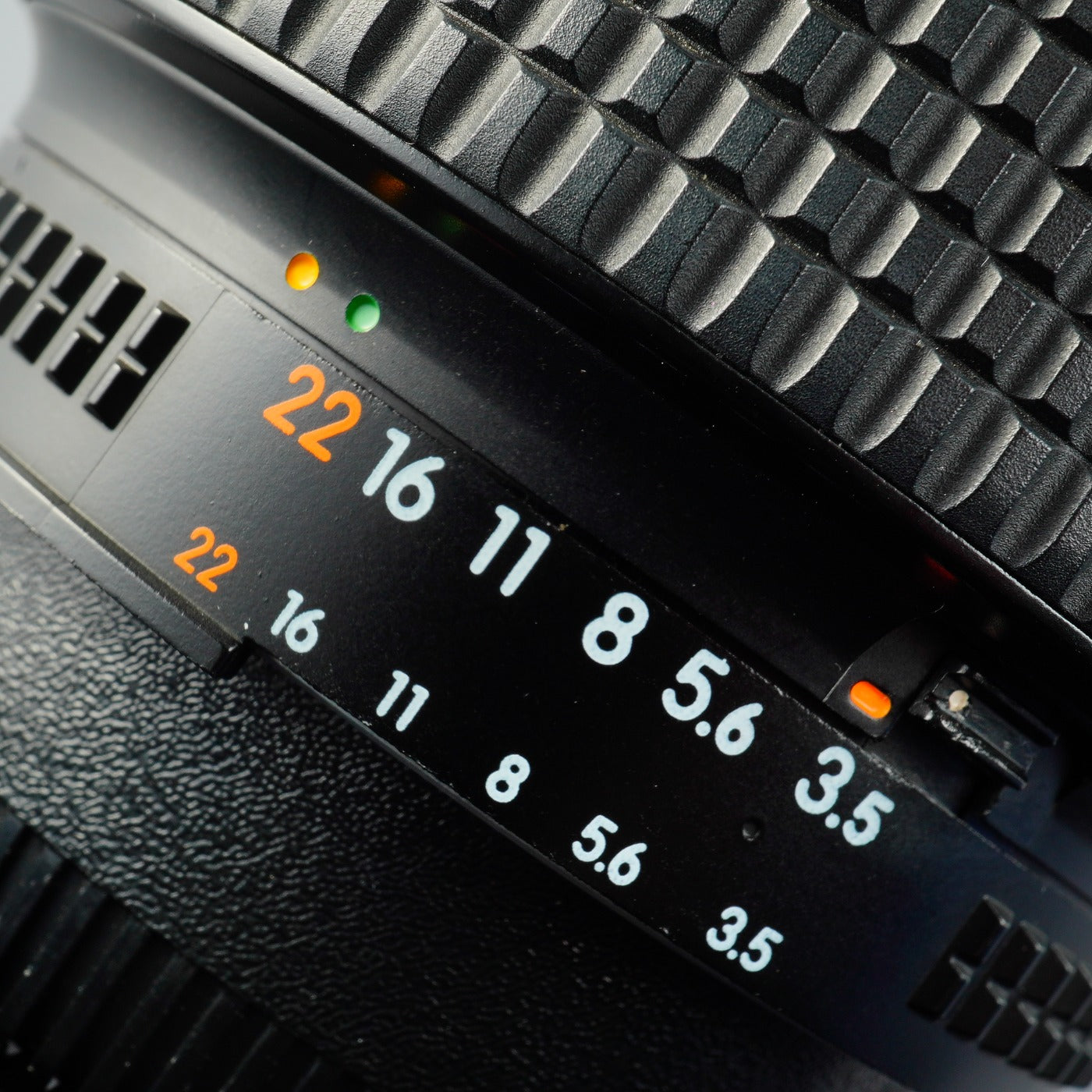 Nikon AF NIKKOR 28-105mm F/3.5-4.5 D ズームレンズ