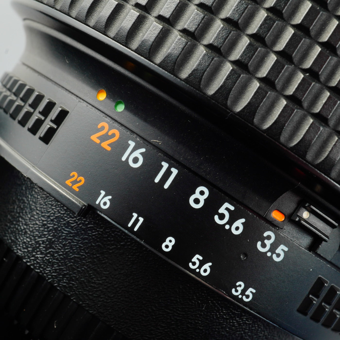 Nikon AF NIKKOR 28-105mm F/3.5-4.5 D ズームレンズ