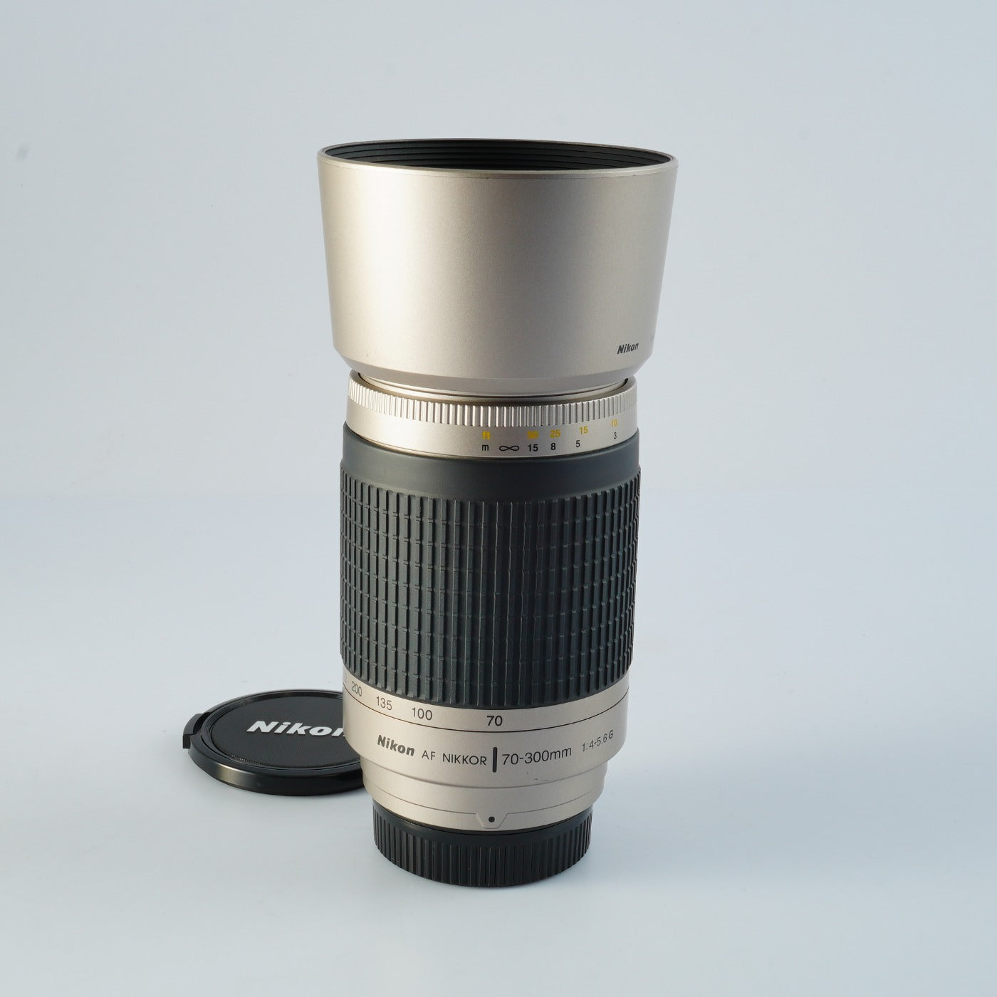 Nikon AF NIKKOR 70-300mm F/4-5.6 G Silver ズームレンズ