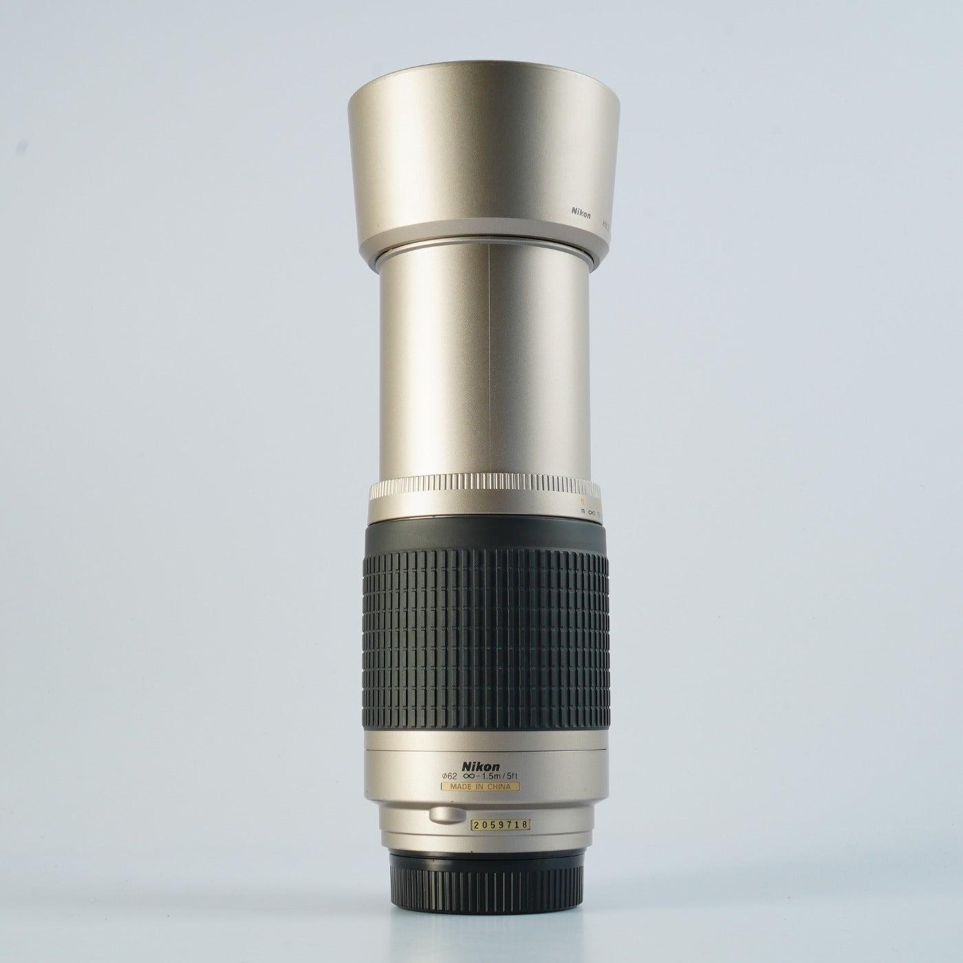 Nikon AF NIKKOR 70-300mm F/4-5.6 G Silver ズームレンズ