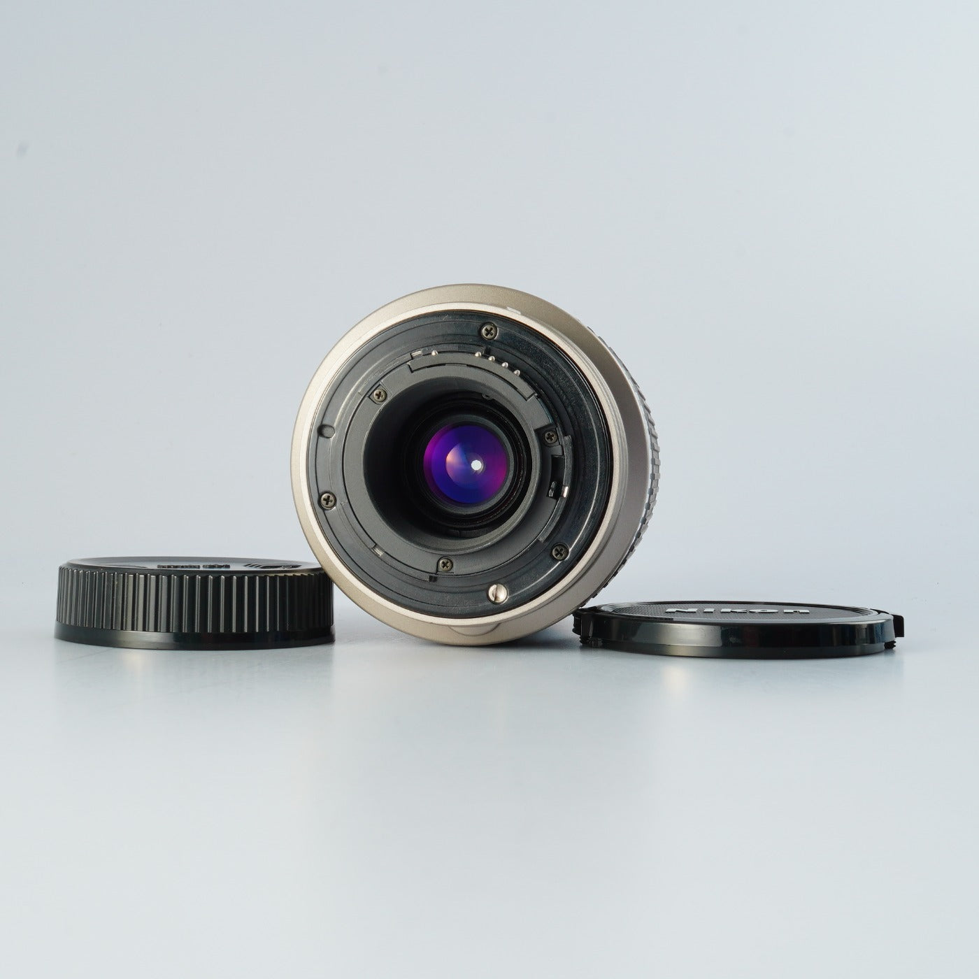 Nikon AF NIKKOR 70-300mm F/4-5.6 G Silver ズームレンズ