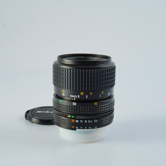 Nikon Ai-S Zoom NIKKOR 35-70mm F/3.5-4.8 ズームレンズ