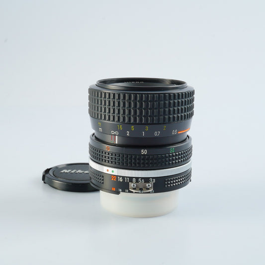 Nikon Ai-s Zoom-NIKKOR 35-70mm F/3.3-4.5 ズームレンズ