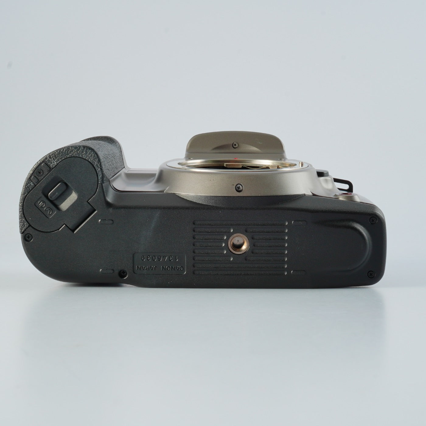 Canon EOS 10QD 60 Million Units Model Gray AF フィルム一眼レフカメラ