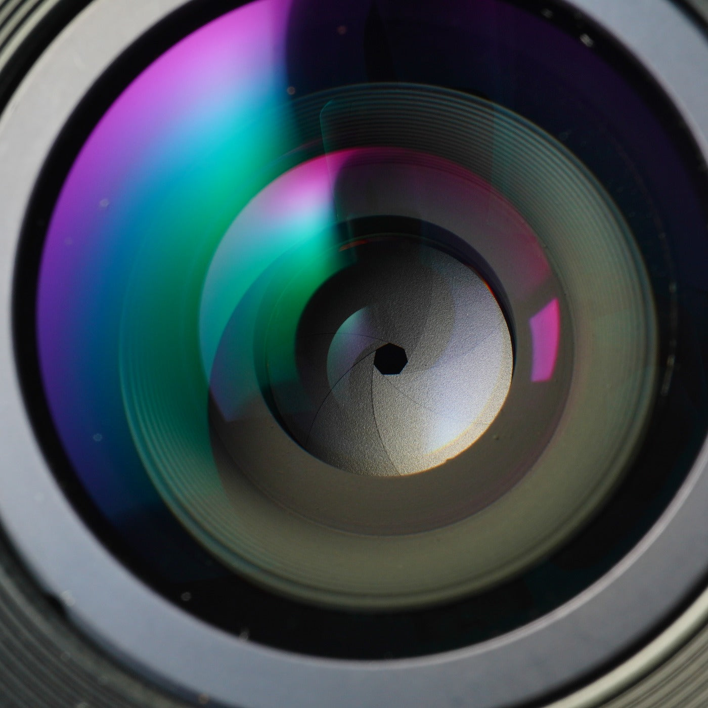 Nikon Ai Nikkor 35mm F/2.8 単焦点レンズ