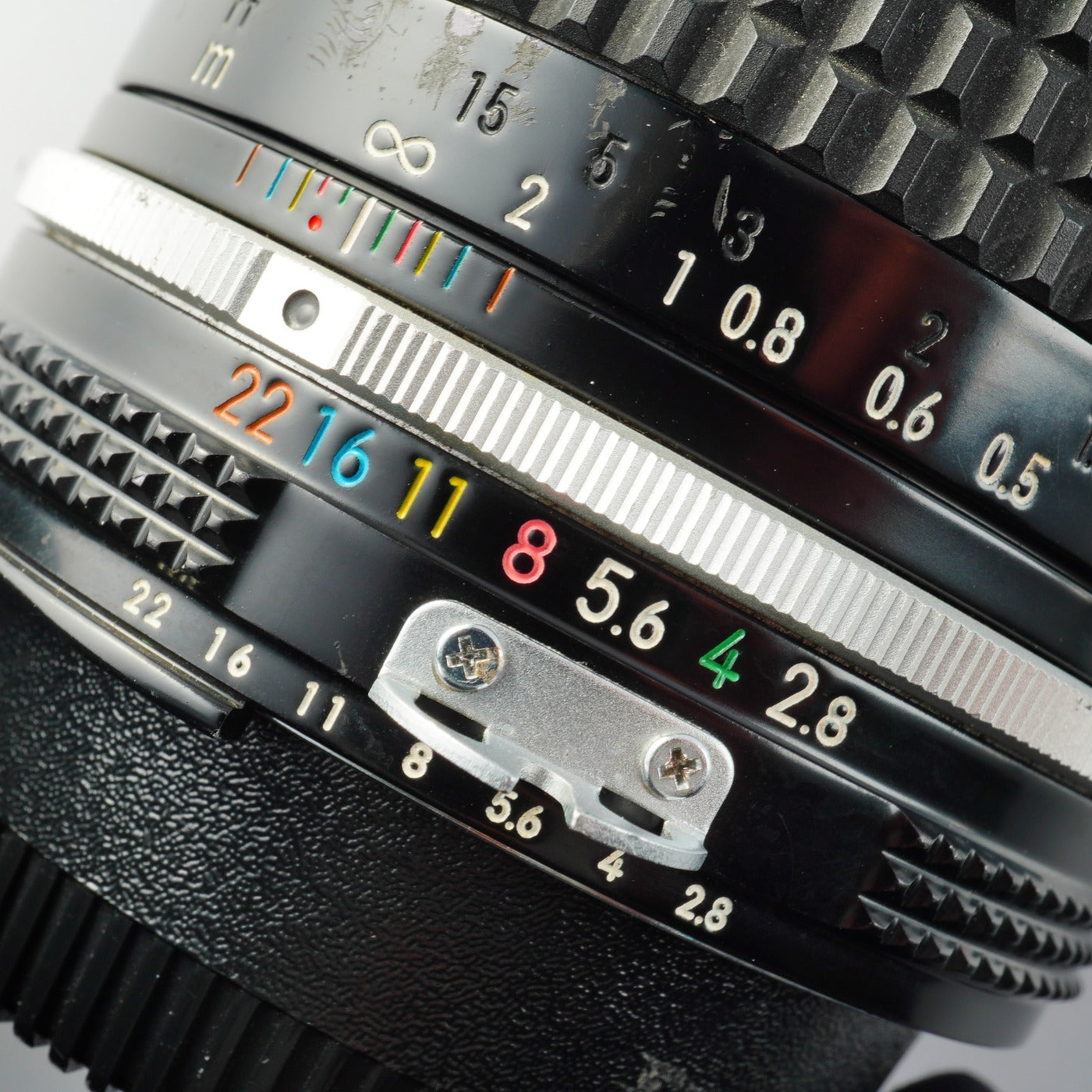 Nikon Ai Nikkor 35mm F/2.8 単焦点レンズ