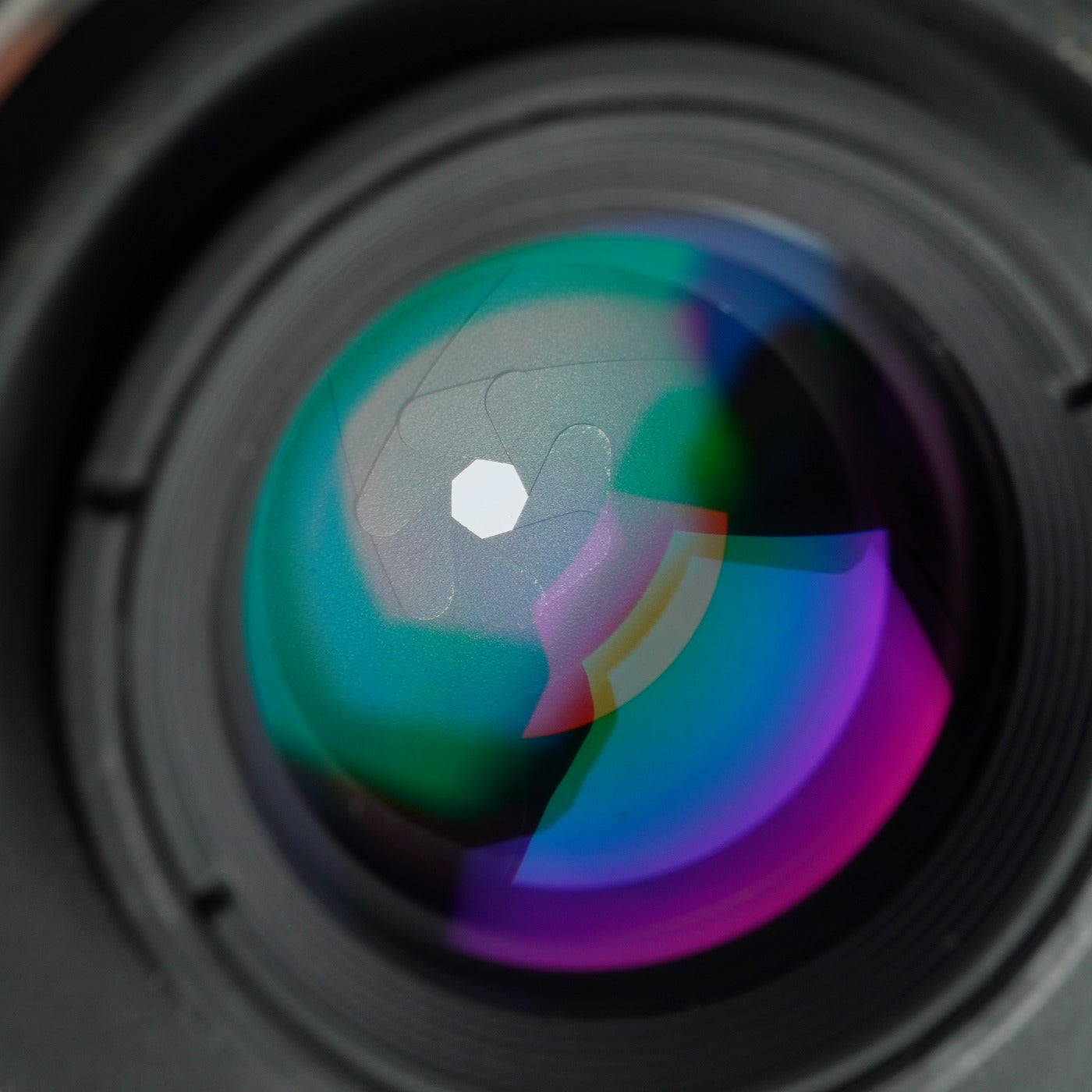 Nikon Ai Nikkor 35mm F/2.8 単焦点レンズ