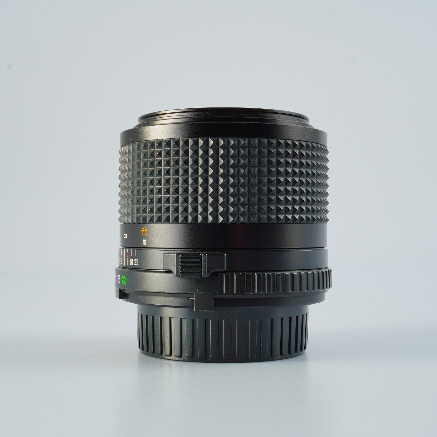 MINOLTA MD 85mm F/2 prime lens