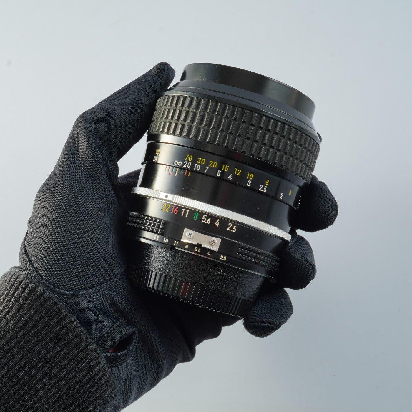 Nikon Ai Nikkor 105mm F/2.5 単焦点レンズ