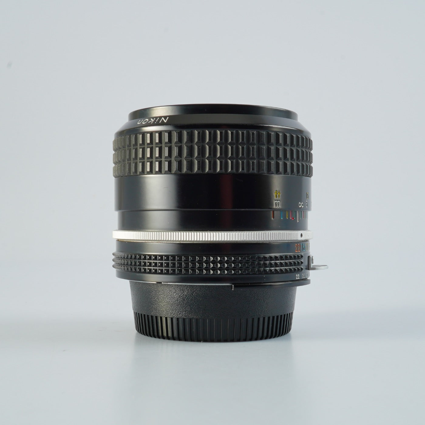 Nikon Ai Nikkor 35mm F/2 単焦点レンズ