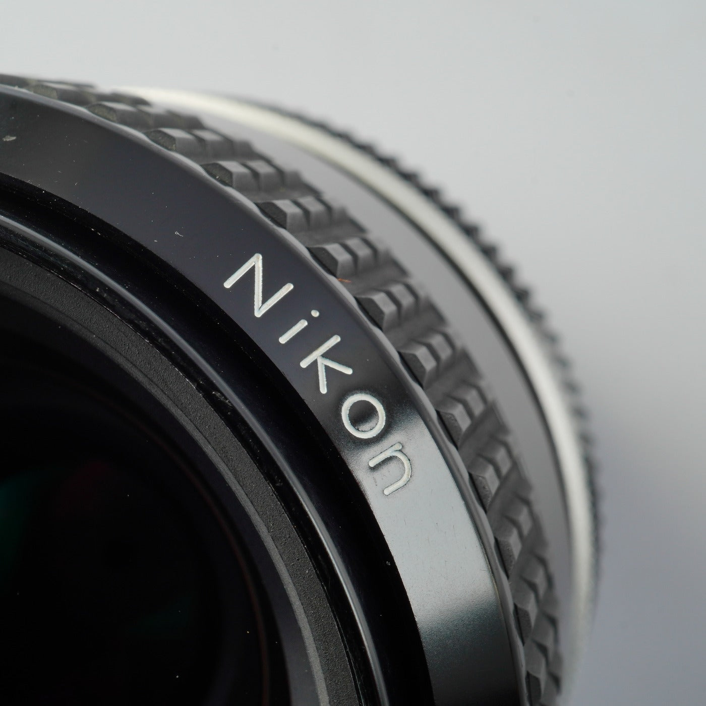 Nikon Ai Nikkor 35mm F/2 単焦点レンズ