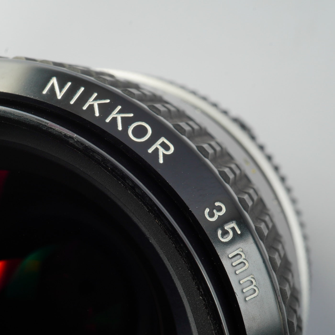 Nikon Ai Nikkor 35mm F/2 単焦点レンズ