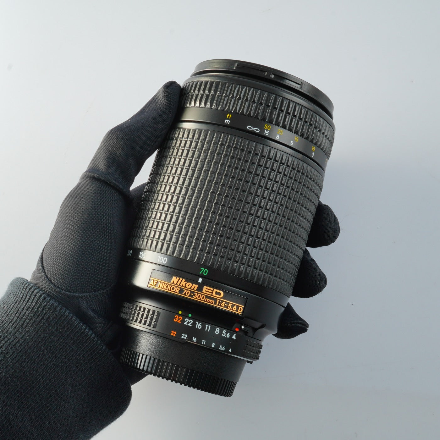 Nikon AF NIKKOR 70-300mm F/4-5.6 D ED ズームレンズ
