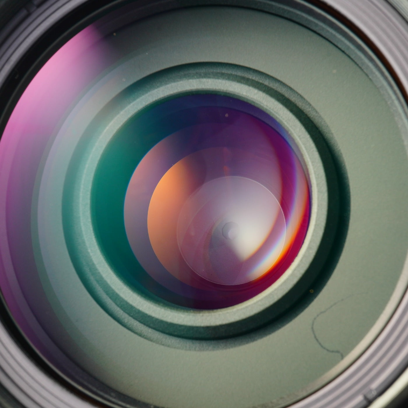 Nikon AF NIKKOR 70-300mm F/4-5.6 D ED ズームレンズ