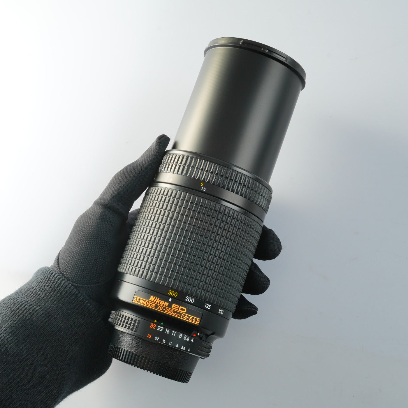 Nikon AF NIKKOR 70-300mm F/4-5.6 D ED ズームレンズ