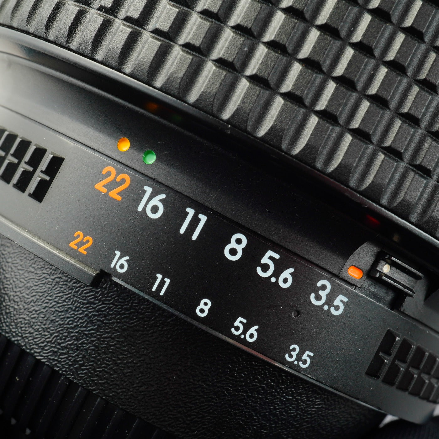 Nikon AF NIKKOR 28-105mm F/3.5-4.5 D ズームレンズ