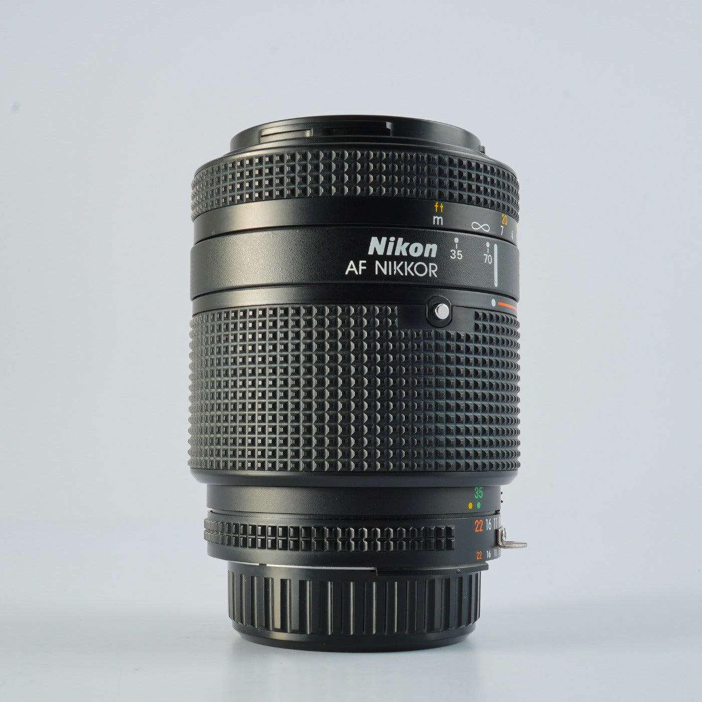 Nikon AF NIKKOR 35-105mm F/3.5-4.5 ズームレンズ