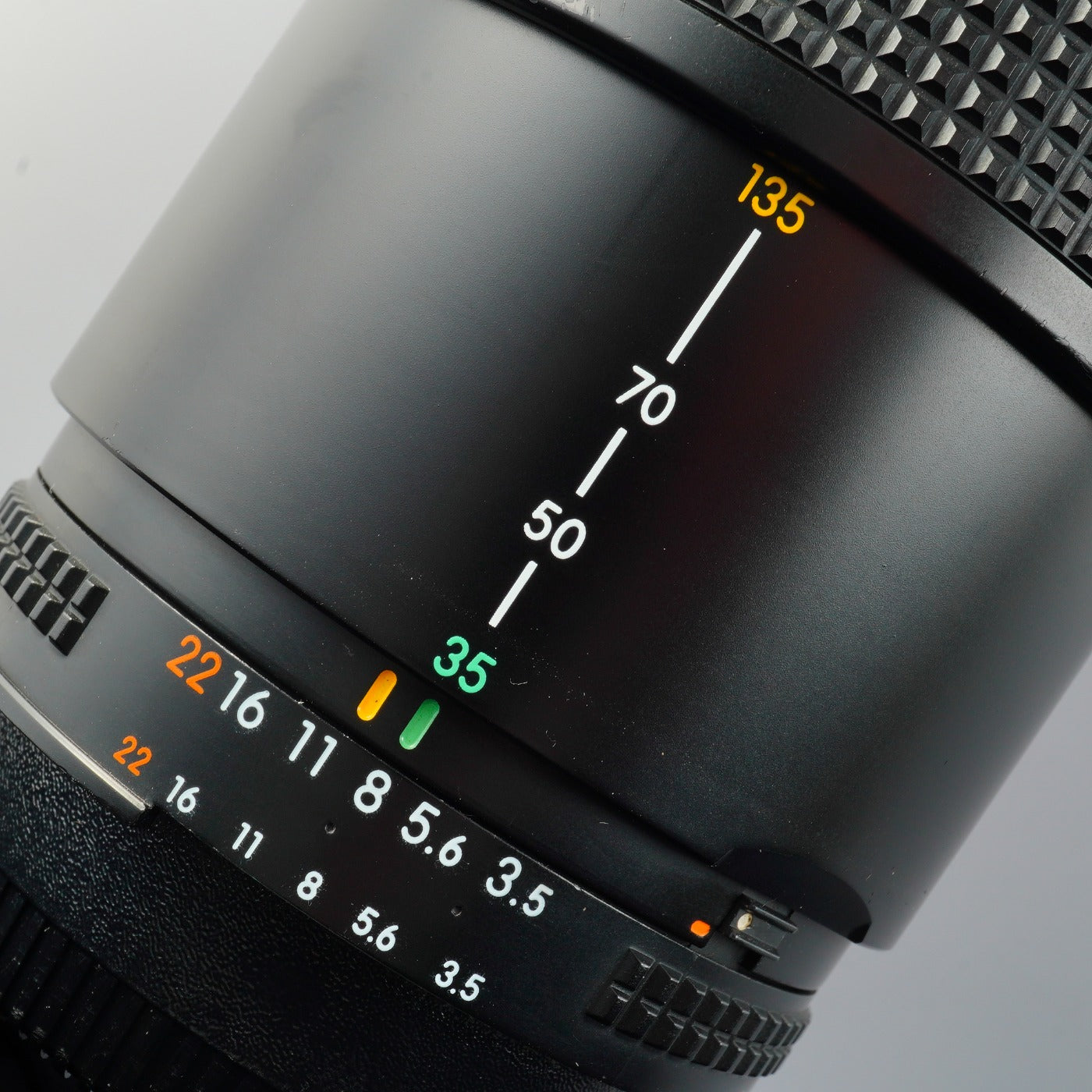 Nikon AF NIKKOR 35-135mm F/3.5-4.5 ズームレンズ