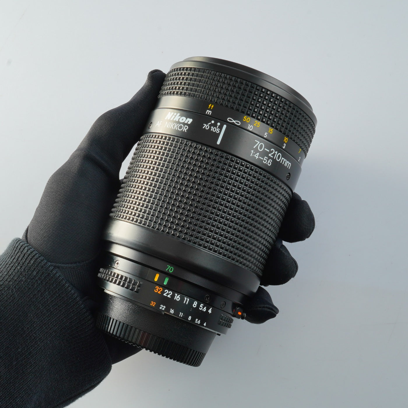 Nikon AF NIKKOR 70-210mm F/4-5.6 ズームレンズ