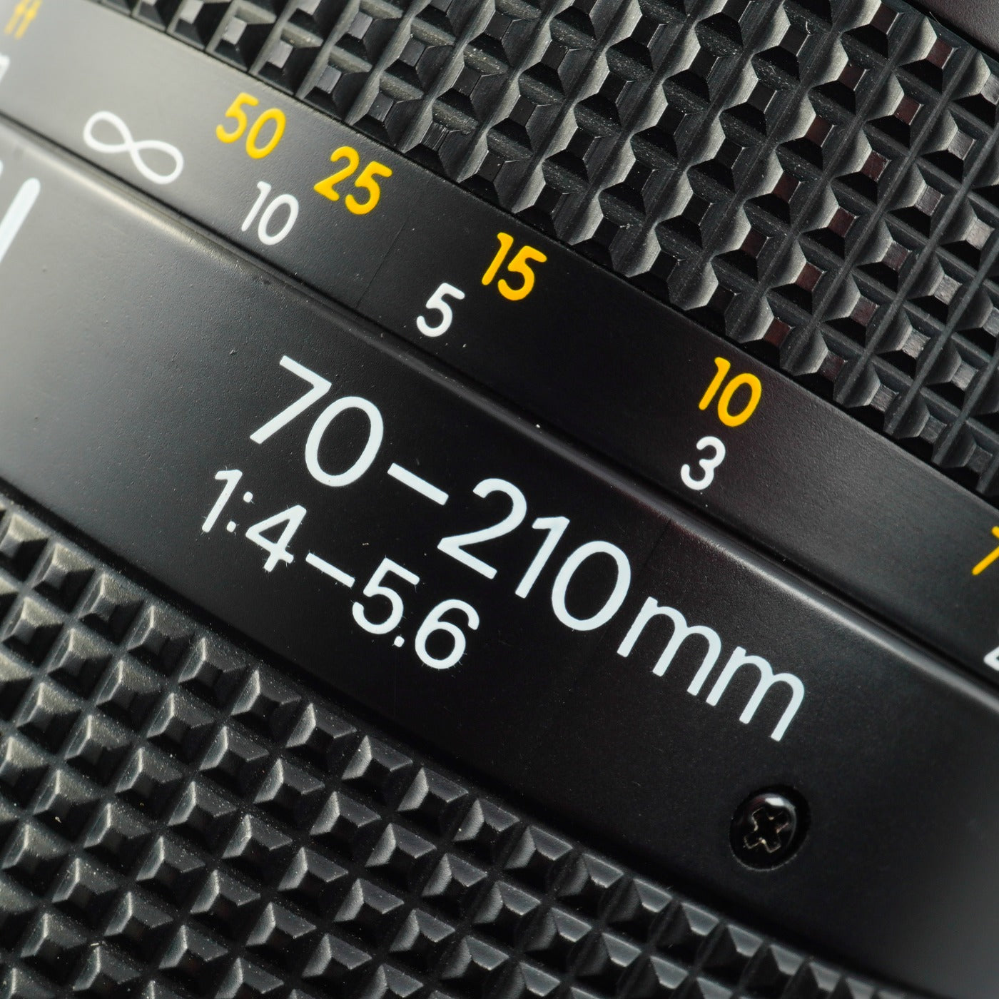 Nikon AF NIKKOR 70-210mm F/4-5.6 ズームレンズ