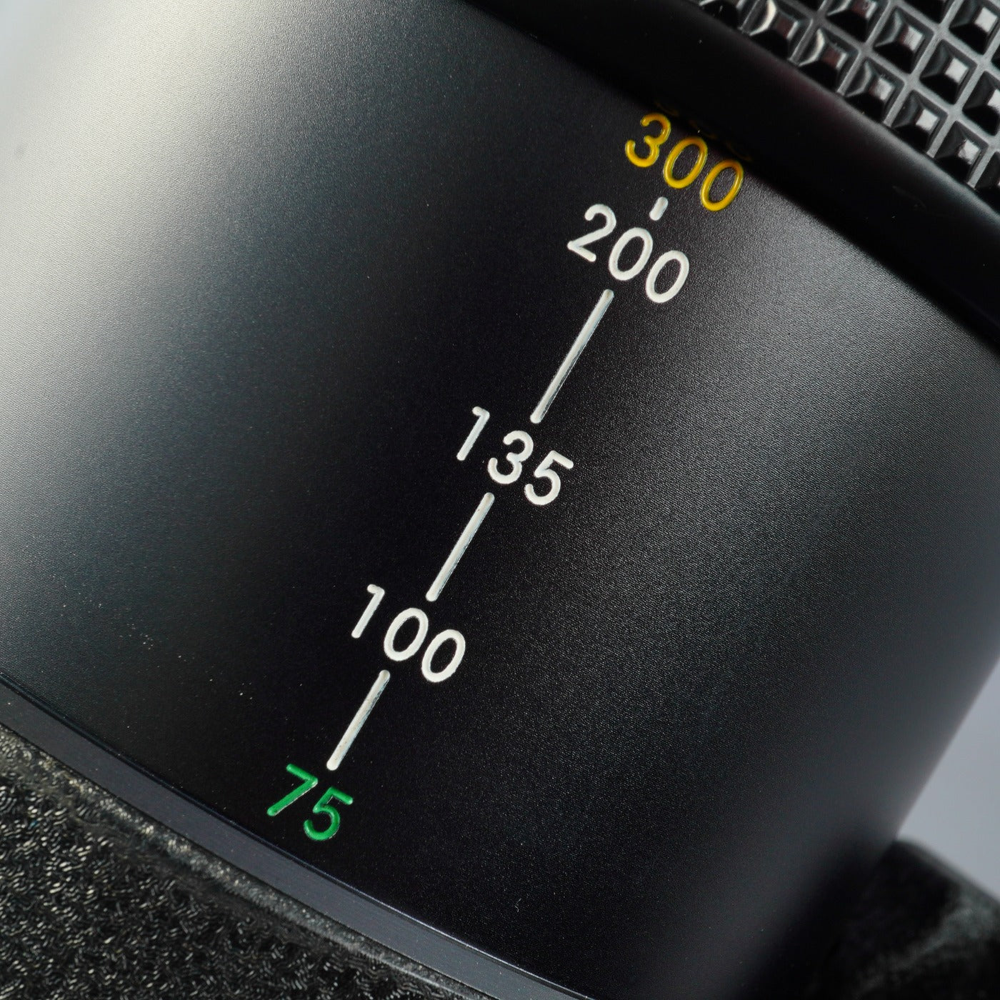 Nikon AF NIKKOR 75-300mm F/4.5-5.6 ズームレンズ