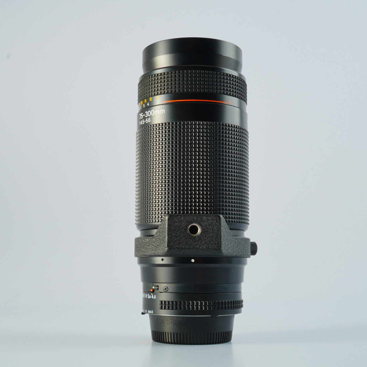 Nikon AF NIKKOR 75-300mm F/4.5-5.6 ズームレンズ