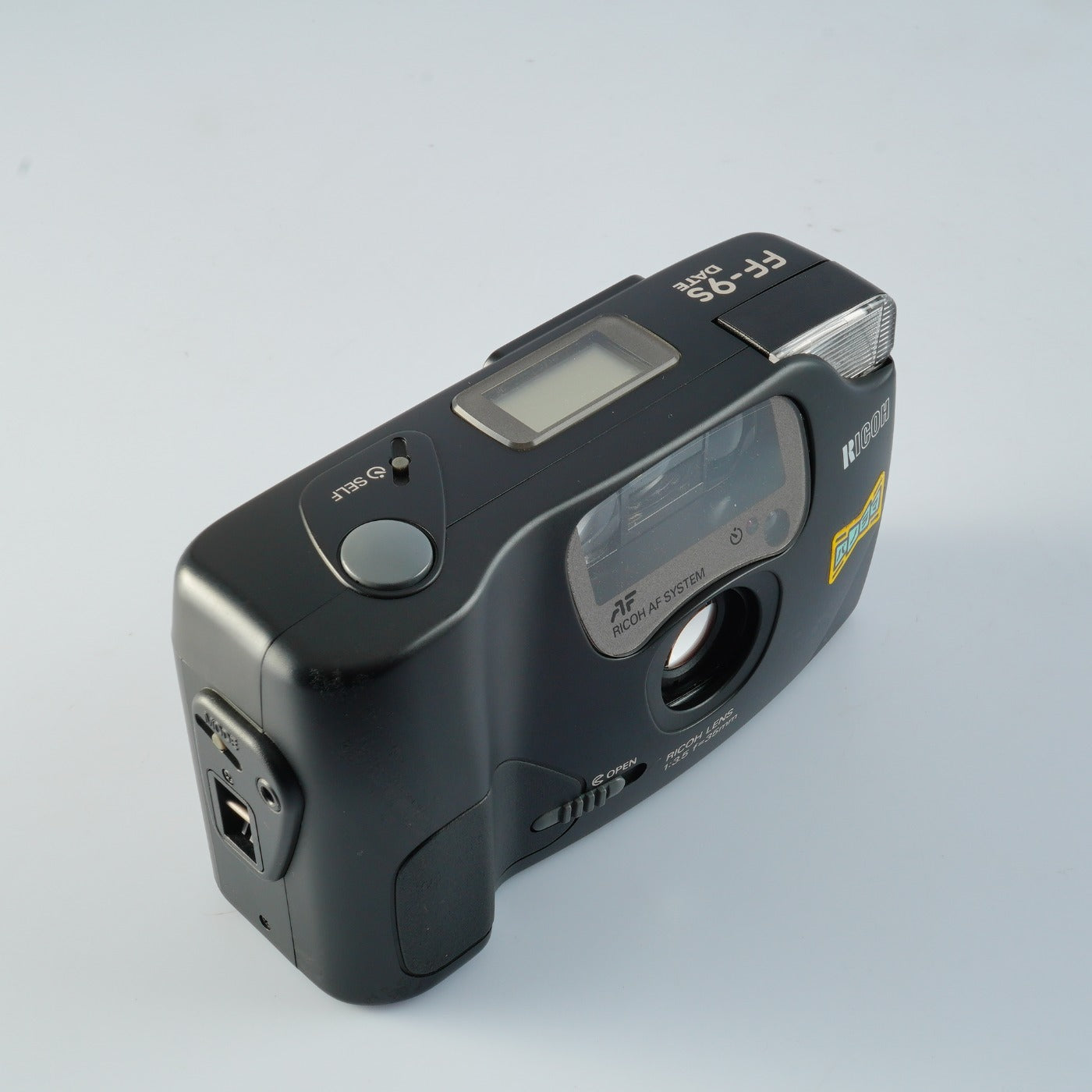 Ricoh FF-9S DATE 35mm F/3.5 コンパクトフィルムカメラ