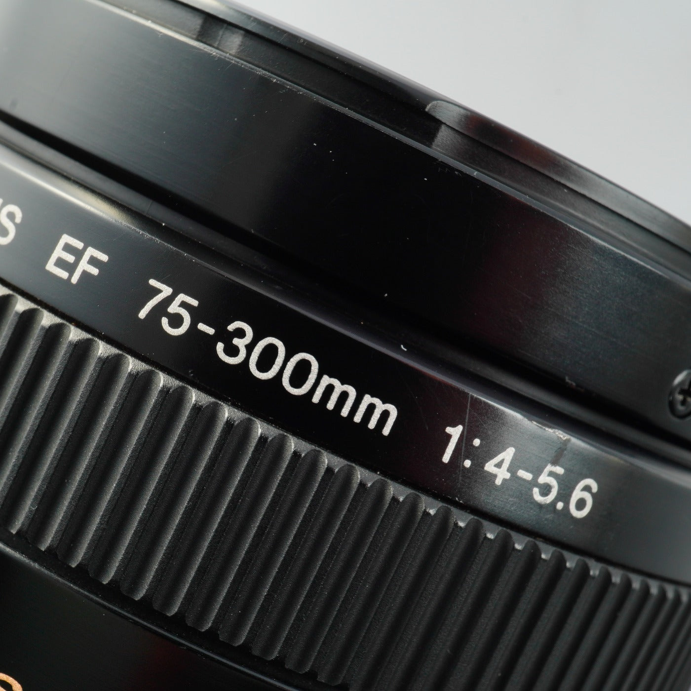 Canon EF 75-300mm F/4-5.6 USM ズームレンズ