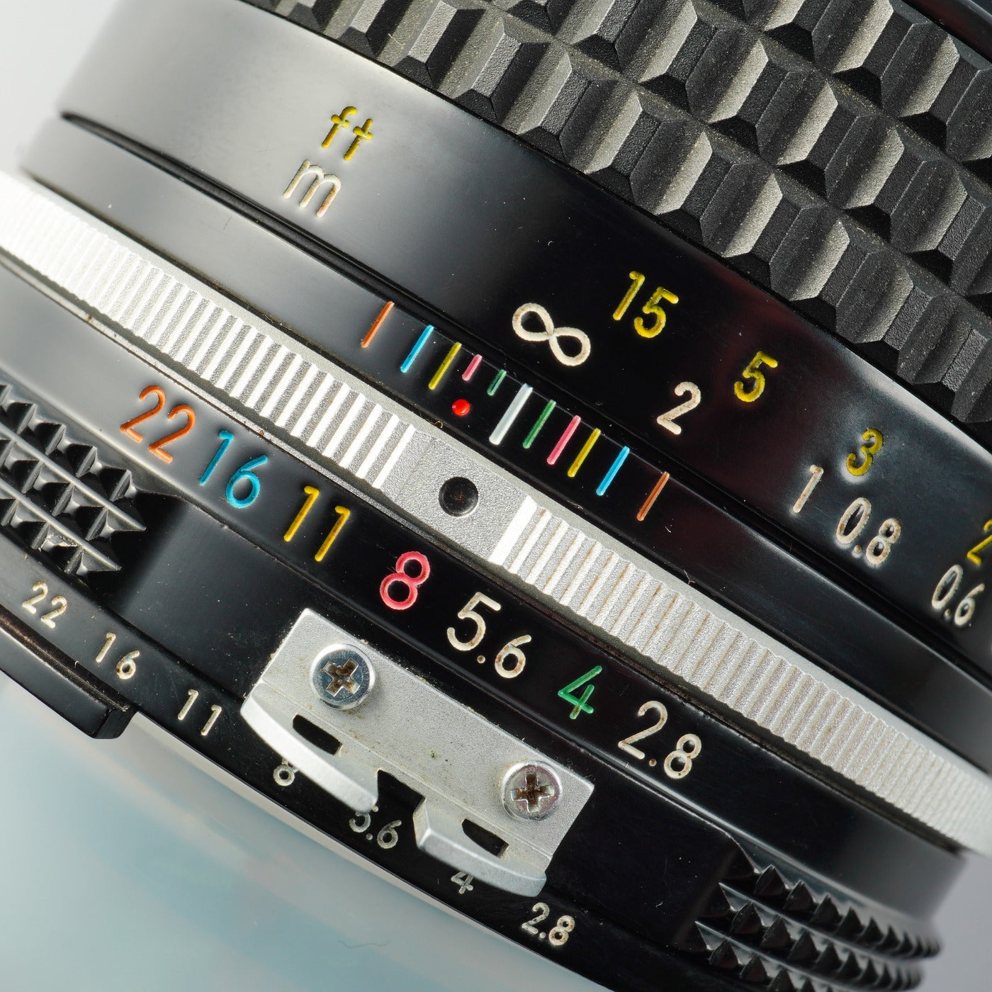 Nikon Ai NIKKOR 35mm F/2.8 単焦点レンズ