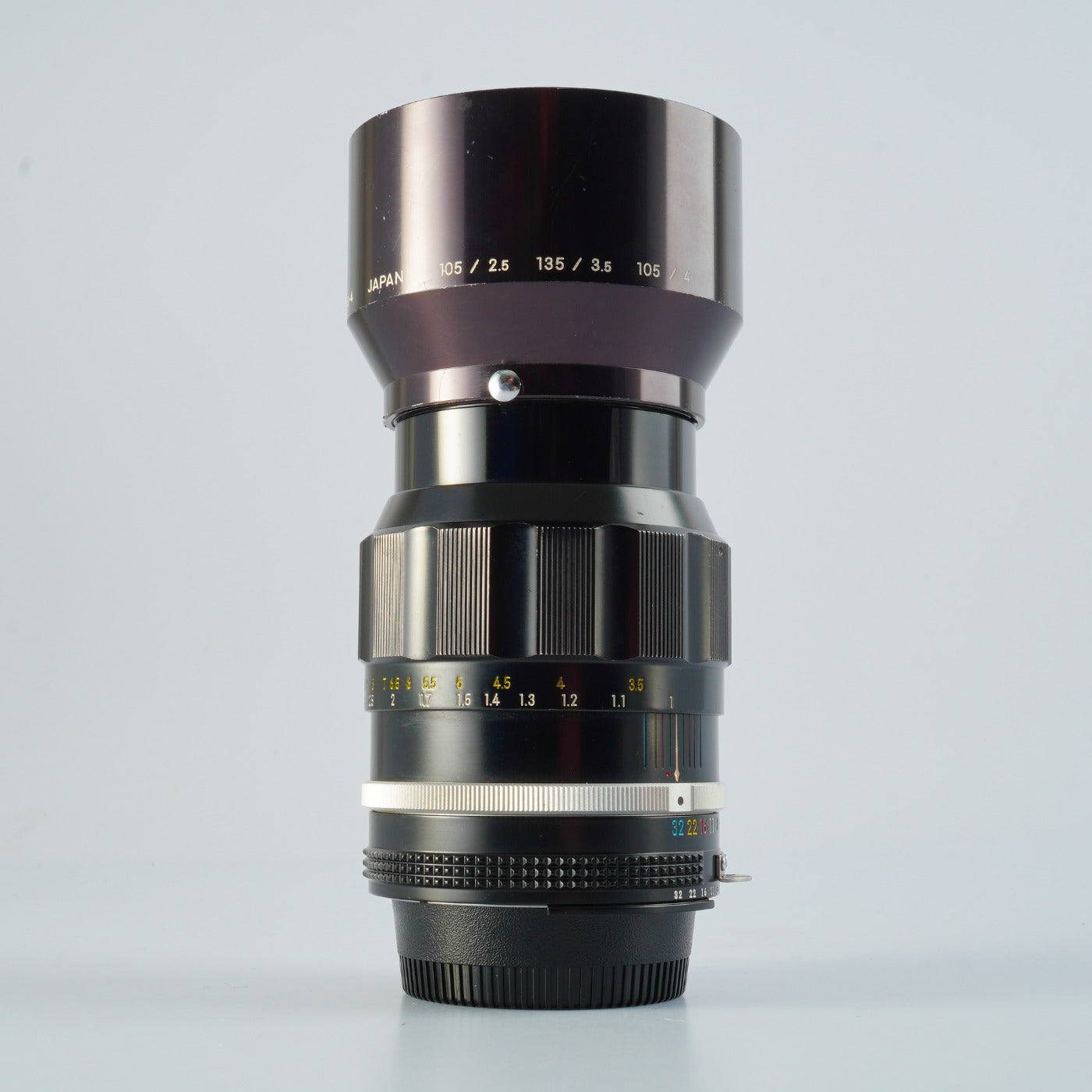 Nikon NIKKOR-P Auto 105mm F/2.5 Ai改 単焦点レンズ