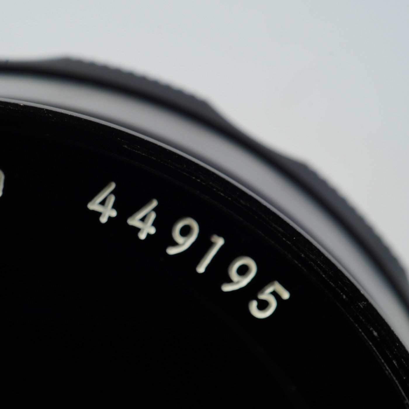 Nikon NIKKOR-P Auto 105mm F/2.5 Ai改 単焦点レンズ