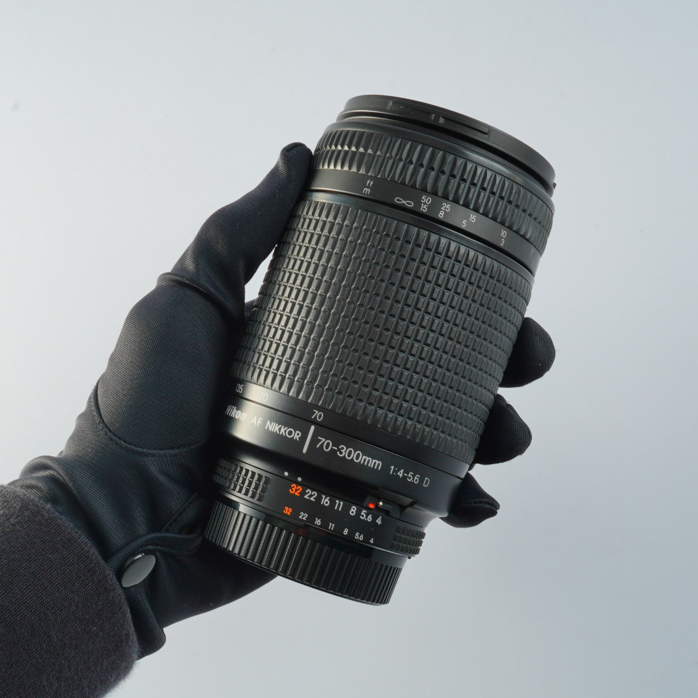 Nikon AF NIKKOR 70-300mm F/4-5.6 D ズームレンズ