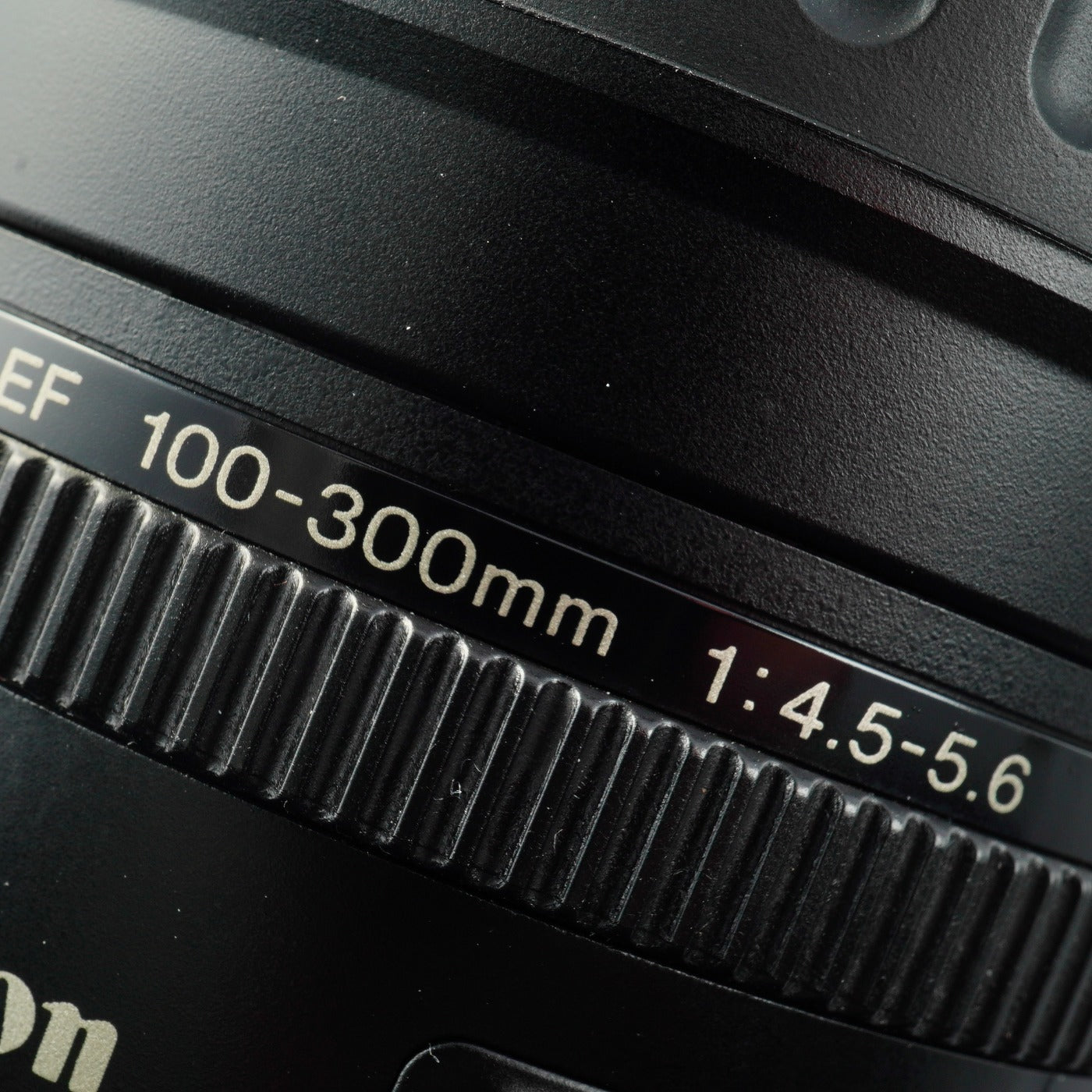 Canon EF 100-300mm F/4.5-5.6 USM ズームレンズ